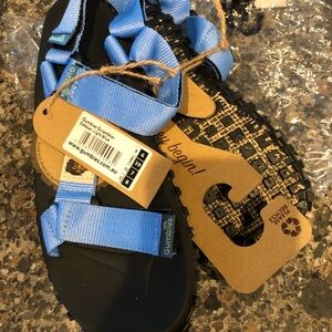 NWT Gumbies Blue Strappy Nylon Sandals